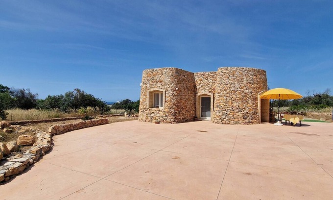 Racale Cabaña | Trullo Meraviglia - 2 camere, clima, wifi.