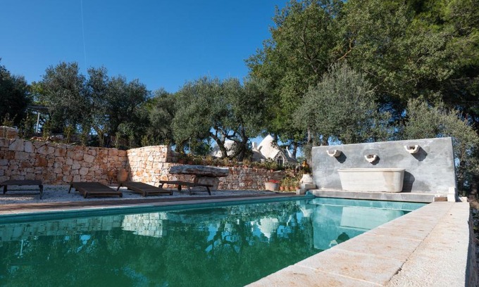 Ostuni Casa | Trullo with Pool