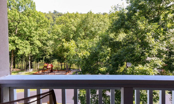 Table Rock Condominio | Truly 4 bedroom in Pointe with 2 Livingrooms