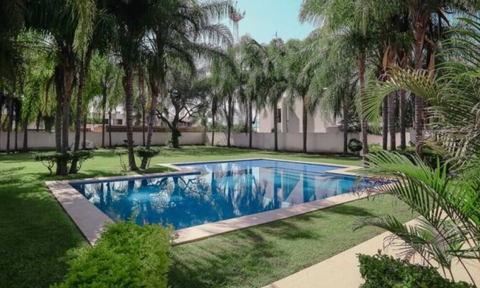 Autlán de Navarro Casa | !Tu Comfort Seguridad en Coto Alberca e Internet!