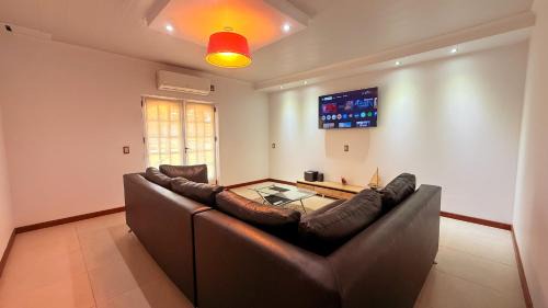 Villa Hernandarias Casa | Tu Refugio en Hernandarias con patio y quincho