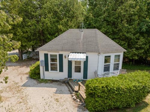 Ephraim Casa | Tuckaway Cottage by Simple Life Rentals