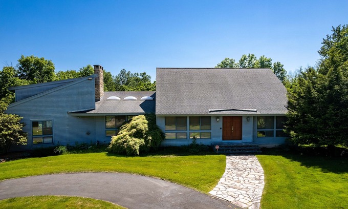 Maple Hill Casa | Tucked Away Private hideaway Home Away From Home