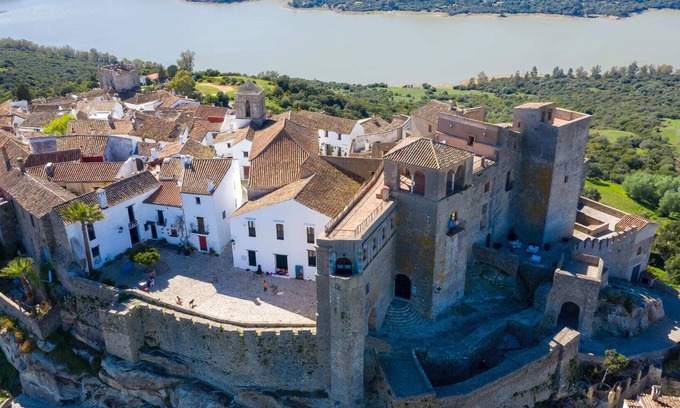 Castillo de Castellar Casa | Tugasa Casas Castillo de Castellar