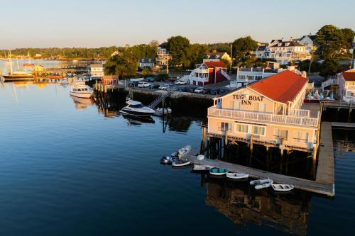 Boothbay Harbor Hotel | Tugboat Inn