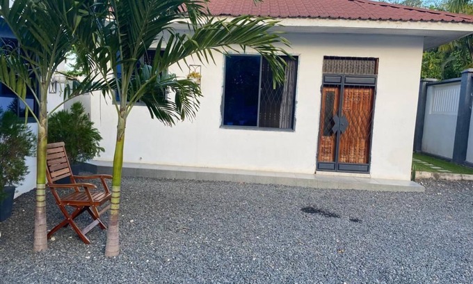 Kunduchi Casa | Tulivu House - 2-bedroom vacation home close to the beach