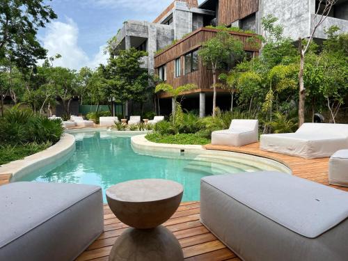 Playa Paraiso Apartamento | Tulum 2BR Jacuzzi Privado Lujo & Piscinas Humana 800m Playa