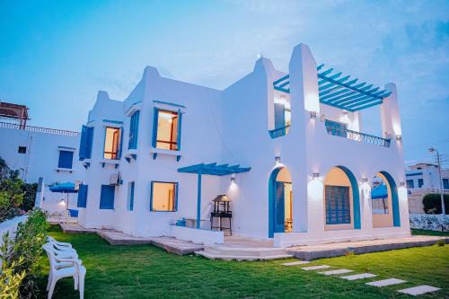 Yusuf as-Sidiq Villa | Tunis Oasis 4 Bedrooms private villa with private pool