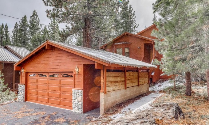 Truckee Casa | Tuna Bush