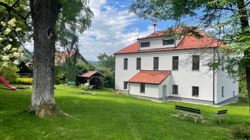 Prachatice Cabina | Turistická chata Libínské Sedlo