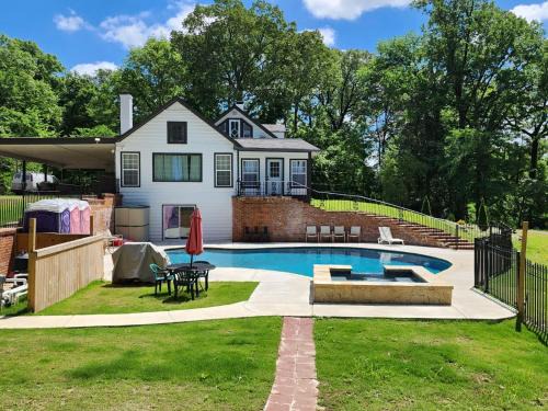 Raleigh Casa | Turn of the Century Estate, Sauna Secluded