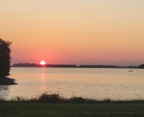 Lake Village Casa | Turn On Inn
