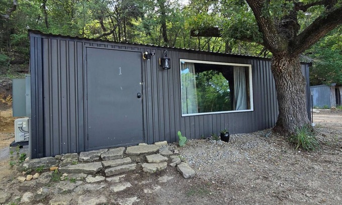 Davis Casa | Turner Escape - Minutes from Turner Falls