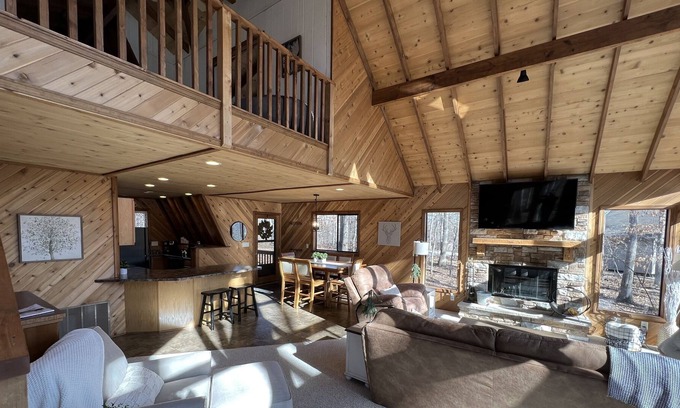 Wright City Chalet De Esquí | Turrach Ridge Escape, Innsbrook, A Woodland Waterfront Chalet Retreat
