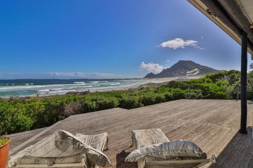Betty's Bay Casa | Turtle Drum ON THE BEACH