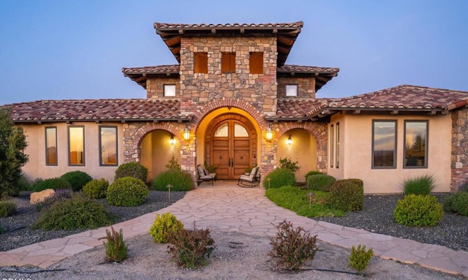 San Miguel Casa | Tuscan Style Wine Country Getaway