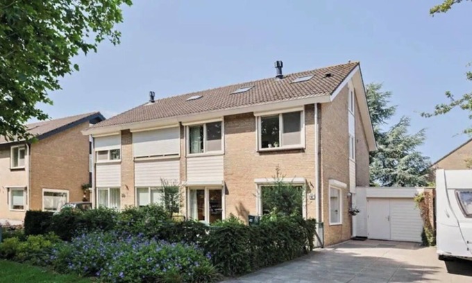's-Gravenpolder Casa | Twee-onder-een-kap-Woning S’Gravenpolder/Zeeland