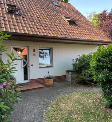 Kaltenweide Casa | Twenge Retreat - Haus Nähe Stadt und Flughafen mit Garten, 3 Zimmer, TV, Küche, Bad und Netflix
