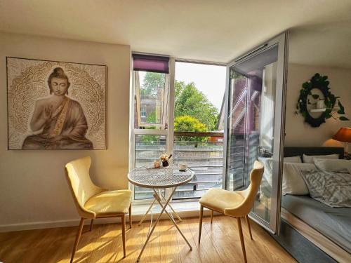 St. Margarets and North Twickenham Apartamento | Twickenham studio private apartment