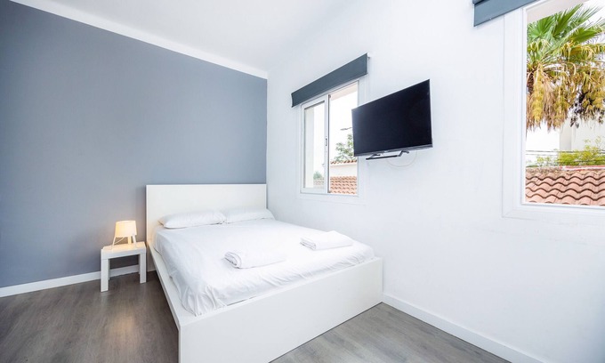 Can Pastilla Apartamento | 'Habitación Matrimonial Nº7' con terraza compartida, Wi-Fi y aire acondicionado