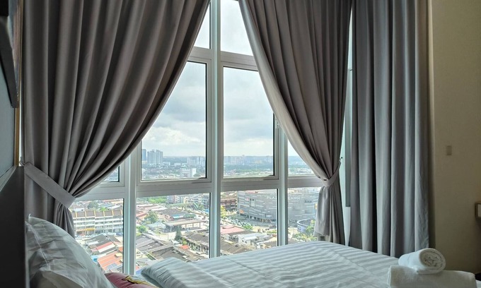 Taman Abad Condominio | Twin Galaxy Minimalist Studio 2-4pax CIQ JB Town