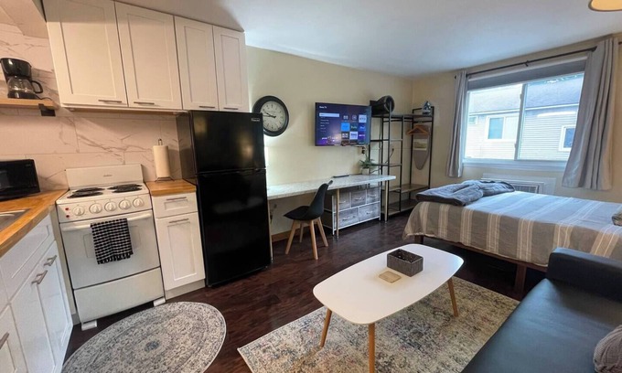 Eastside Apartamento | Twin Oaks Extended Stay Studio - 2817 Apt 3