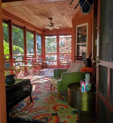 Saugatuck Cama Y Desayuno | Twin Oaks Inn