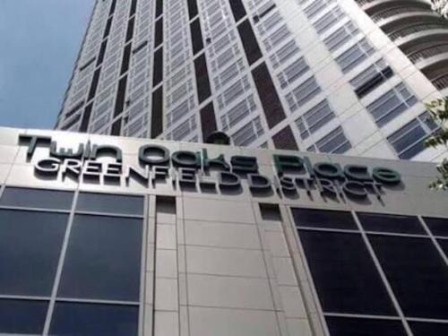 Kapitolyo Apartamento | Twin Oaks Place West Tower