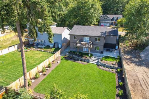 Langley Casa | Twin Oaks Retreat by AvantStay Mins to Freeland