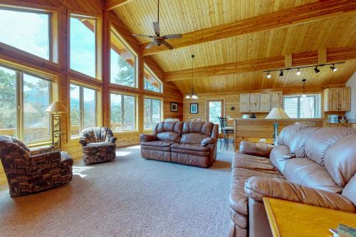 Estes Park Casa | Twin Pines Cabin