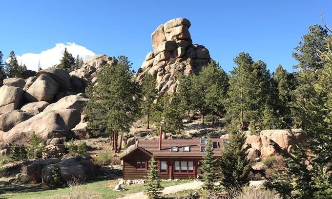 Florissant Cabina | ¡Bienvenido a casa! Se aceptan mascotas, vistas espectaculares, caída de agua, WiFi, DirecTV