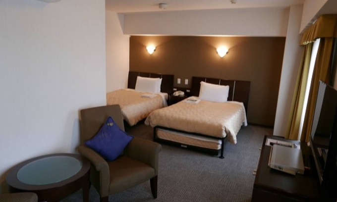 Matsuyama Hotel | Twin room Nonsmoking Spacious 30 sqm With bre / Naha Okinawa