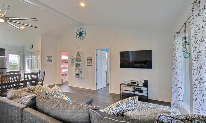 Avon Casa | Twin Tides #14-AC