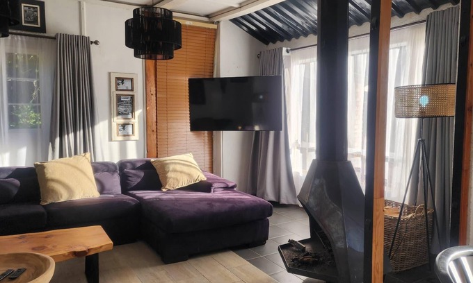 Nyanga Apartamento | Two bed Nyanga Lakeside cottage - 2298