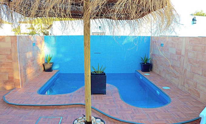 Conil de la Frontera Chalet De Esquí | Chalet 2 dormitorios con piscina privada