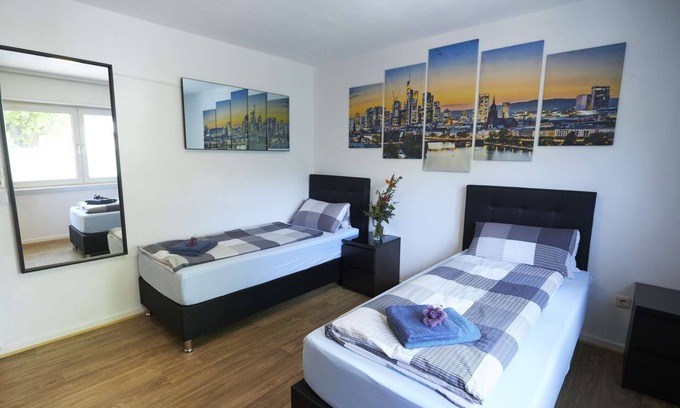 Muehlheim am Main Apartamento | Two Bedroom Apartment with big Kitchen close to Frankfurt