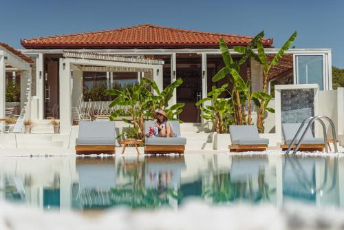 Haniotis Hotel | Two Bedroom Apartment at Ampelia Hotel Kassandra