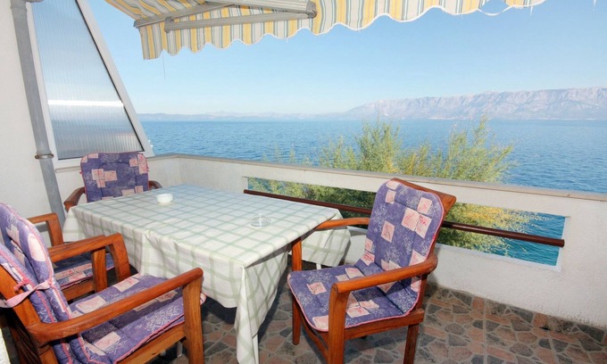 Bogomolje Apartamento | Apartamento para dos personas en la playa Bahía Solotisa, Hvar (A-5610-d)