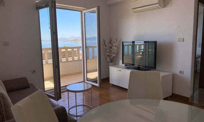 Drasnice Apartamento | Apartamento para dos personas en la playa Drasnice, Makarska (A-22864-b)