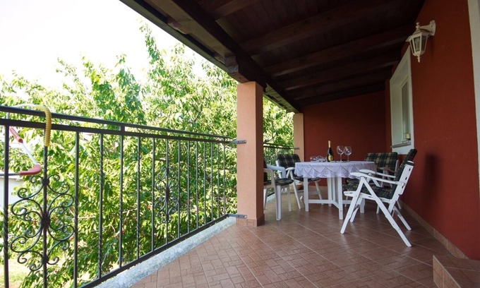Fiorini Apartamento | Apartamento para dos personas con una terraza Fiorini, Novigrad (A-6926-a)