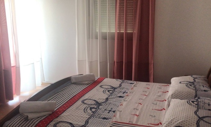 Povljana Apartamento | Apartamento para dos personas en la playa Povljana, Pag (A-7505-a)