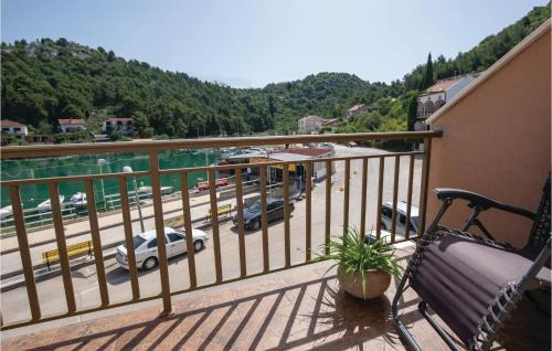 Blace Apartamento | Two-Bedroom Apartment In Blace