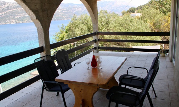 Kneza Apartamento | Apartamento para dos personas en la playa Kneza, Korcula (A-9166-a)