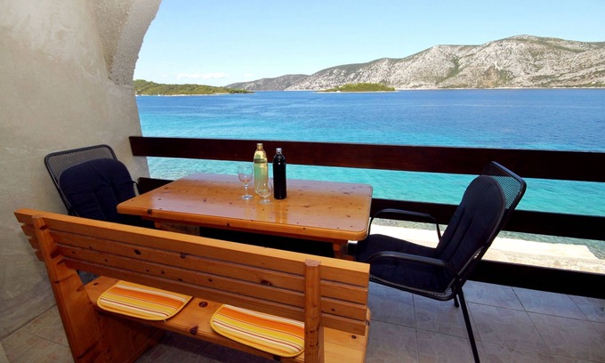 Kneza Apartamento | Apartamento para dos personas en la playa Kneza, Korcula (A-9166-b)