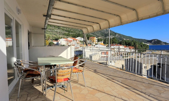 Igrane Apartamento | Apartamento para dos personas en la playa Igrane, Makarska (A-311-a)