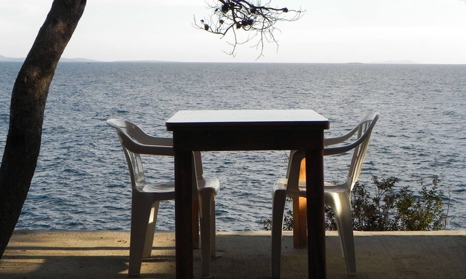 Sveta Nedjelja Apartamento | Apartamento para dos personas en la playa Sveta Nedilja, Hvar (A-11433-b)
