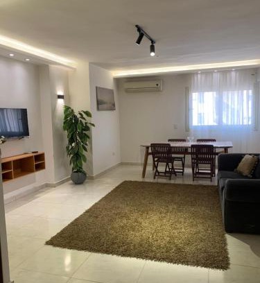 Heliopolis Apartamento | Two bedroom apartment near the Cairo subway station