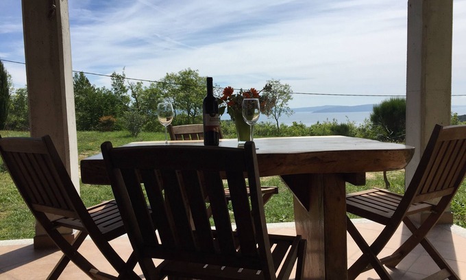 Rogocana Apartamento | Apartamento para dos personas con terraza y vista al mar Presika, Labin (A-11656-a)