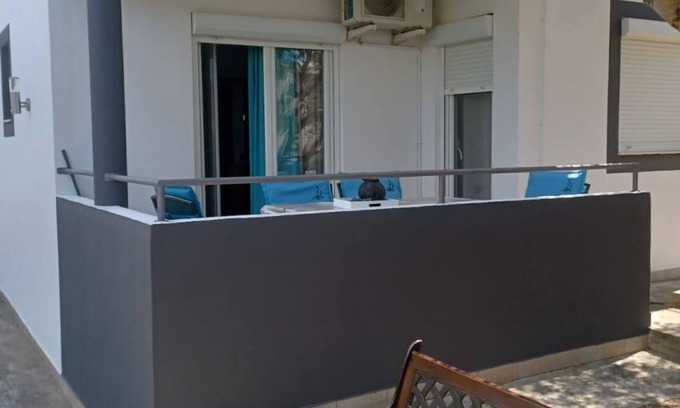 Kraj Apartamento | Apartamento para dos personas con una terraza Kraj, Pasman (A-8213-a)