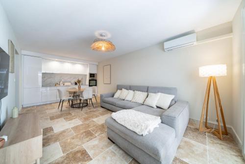 Prado - Republique Apartamento | Two Bedroom Appartment - Cannes